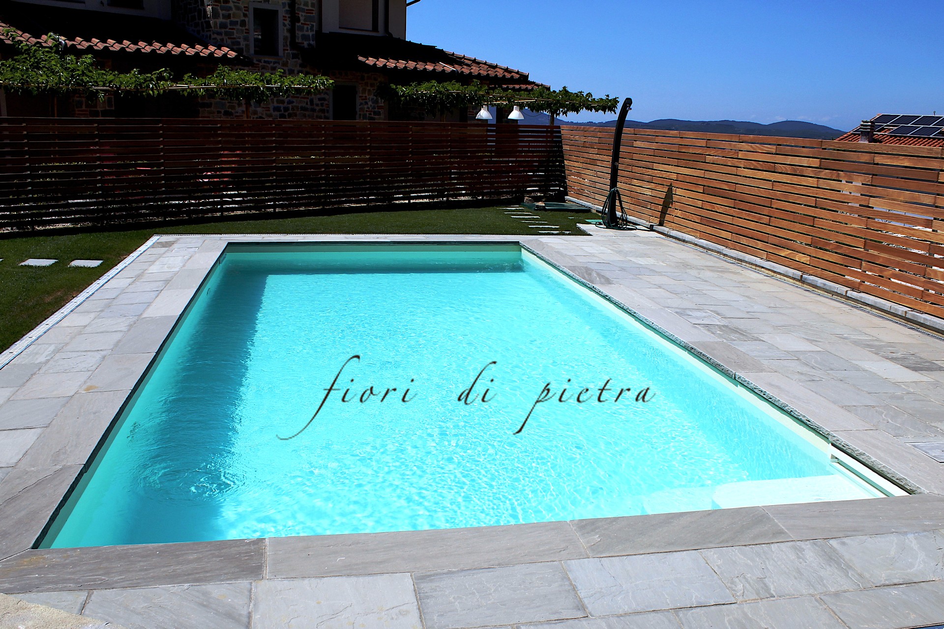Projects Piscine with SAND GREY stone